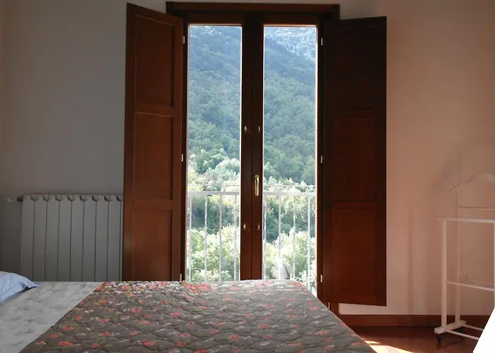 Sul Gizio Nyaraló *