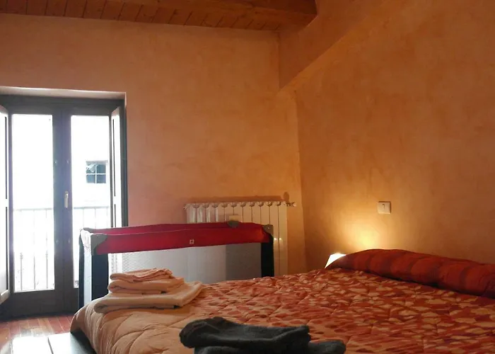 Sul Gizio Nyaraló *